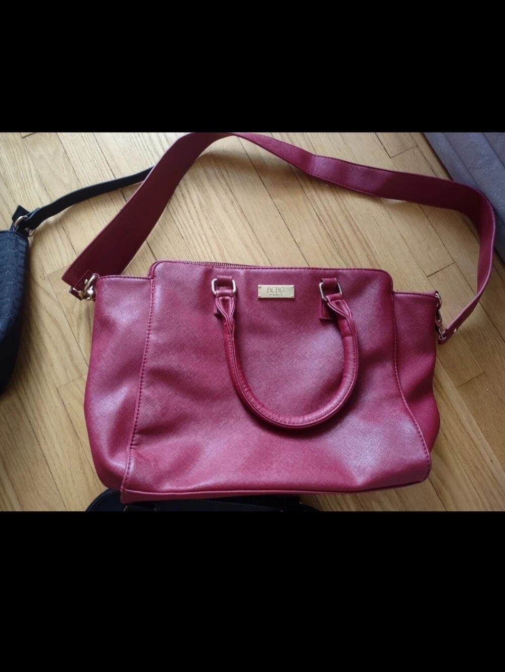 Four assorted handbags - Picture 4 of 5
